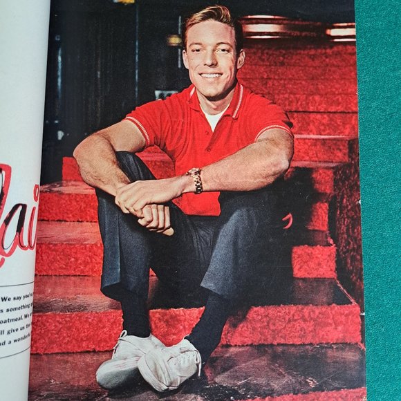 Vintage July 1962 Photoplay magazine, Love...Lust ...and Liz - Picture 4 of 5